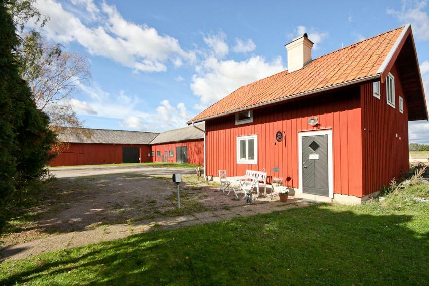 Broby Bed & Breakfast Entreplan Nykoping Ngoại thất bức ảnh