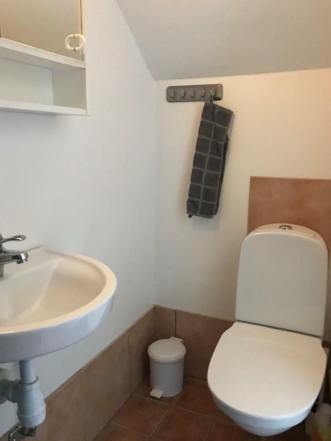 Broby Bed & Breakfast Entreplan Nykoping Ngoại thất bức ảnh
