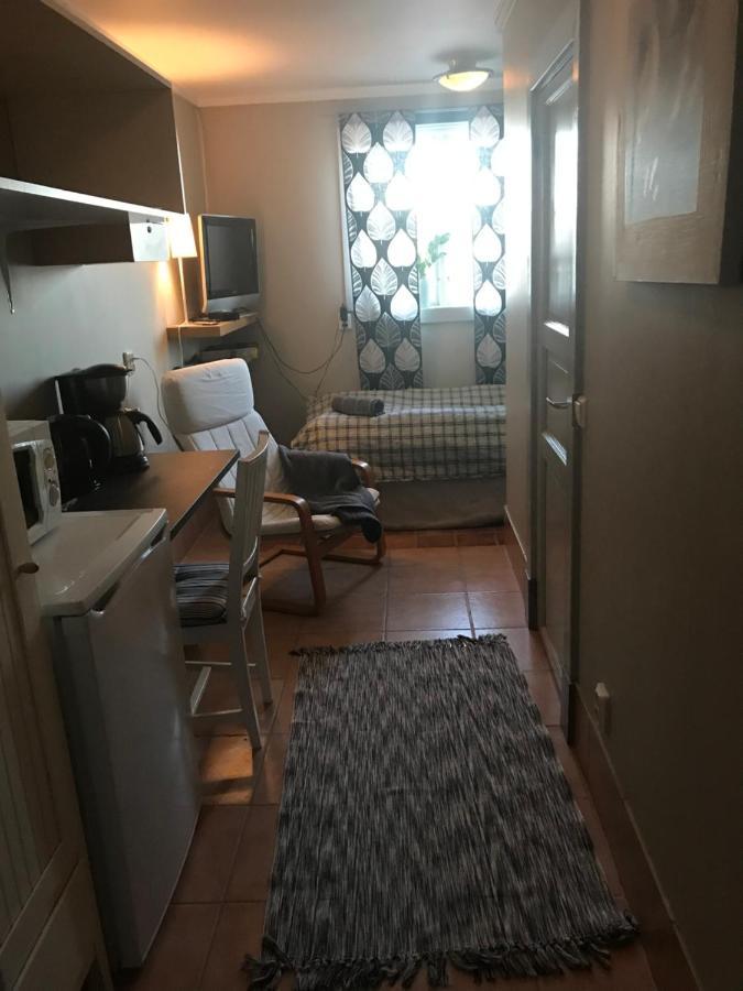 Broby Bed & Breakfast Entreplan Nykoping Ngoại thất bức ảnh